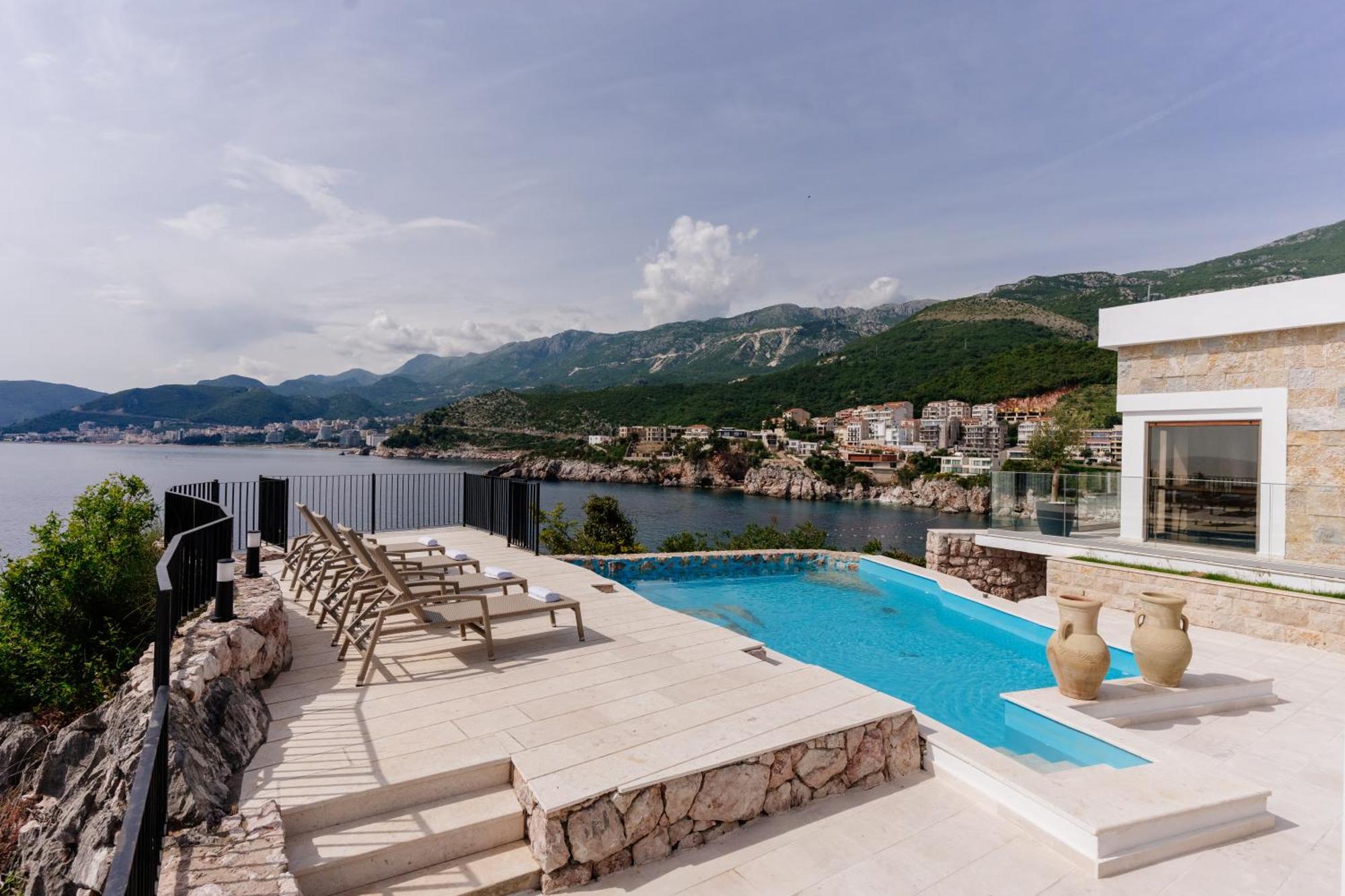 Blanche Cliff Apartments Светі-Стефан Екстер'єр фото