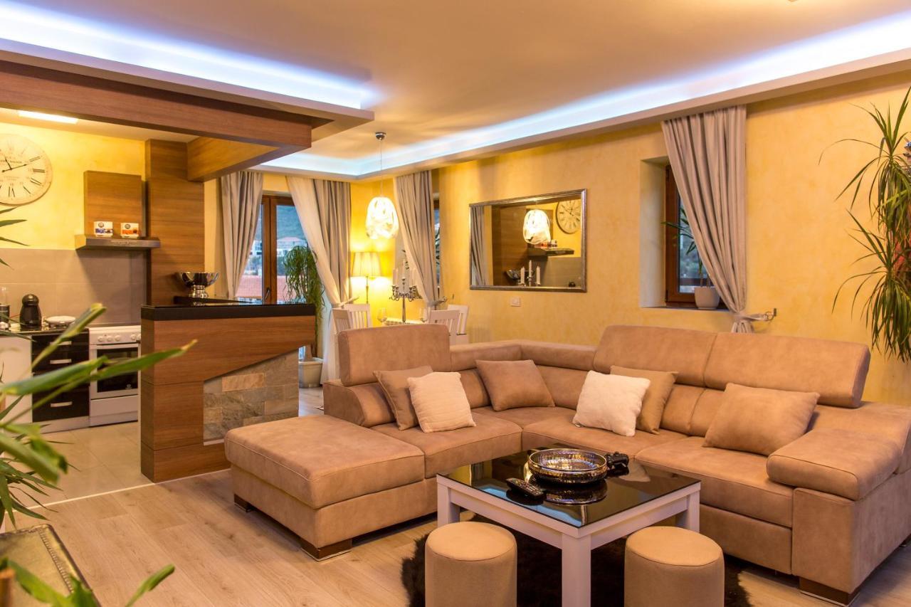 Blanche Cliff Apartments Светі-Стефан Екстер'єр фото